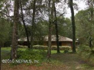 106 Indian Lakes Ln, Florahome, FL 32140