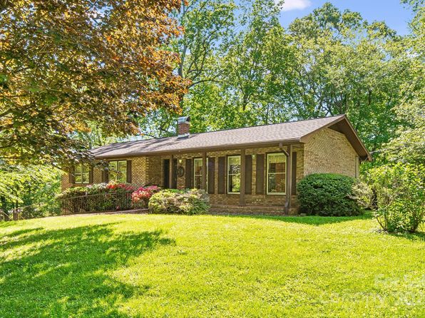 3127 Butler Bridge Rd, Mills River, NC 28759