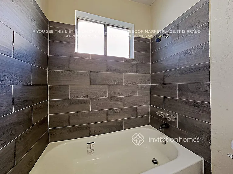 4226 Burkegate Dr — Photo 16