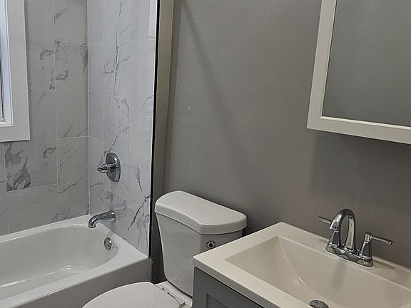 5th image of 35 Hurlburt St #1A