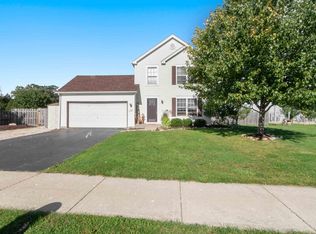 1127 Pheasant Dr, Genoa City, WI 53128