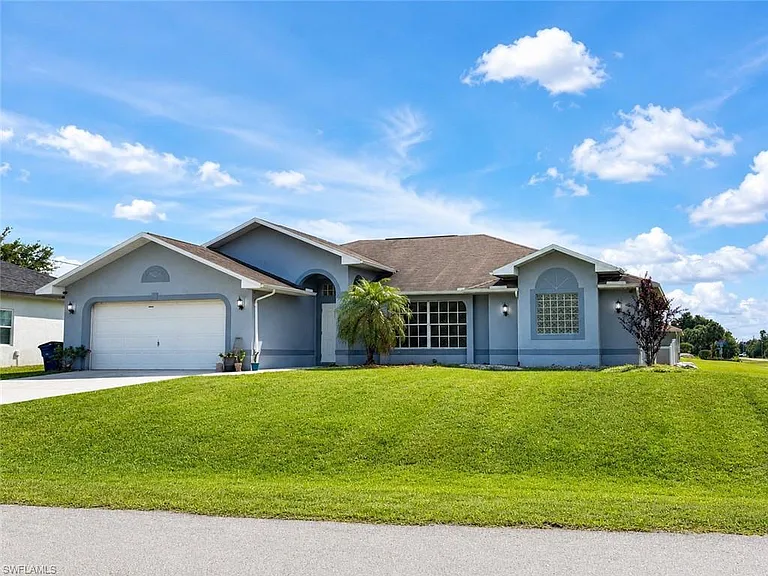 6143 Hendley Ct — Photo 1