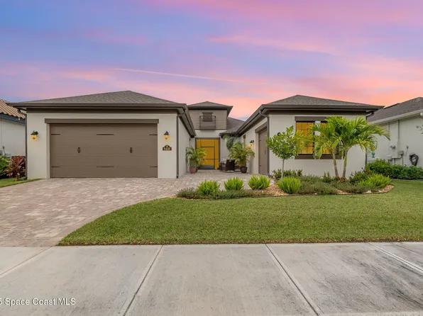 8438 Gullen Dr, Melbourne, FL 32940