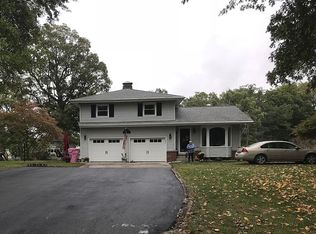 6 Linda Ln, Taylorville, IL