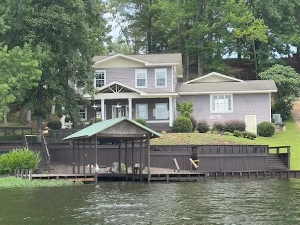 93 Gaddis Beach Dr, Titus, AL 36080