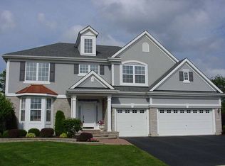 5706 Windsor Ct, Rolling Meadows, IL 60008