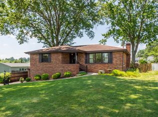 214 Ross St, Houston, PA 15342