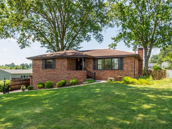 214 Ross St, Houston, PA 15342