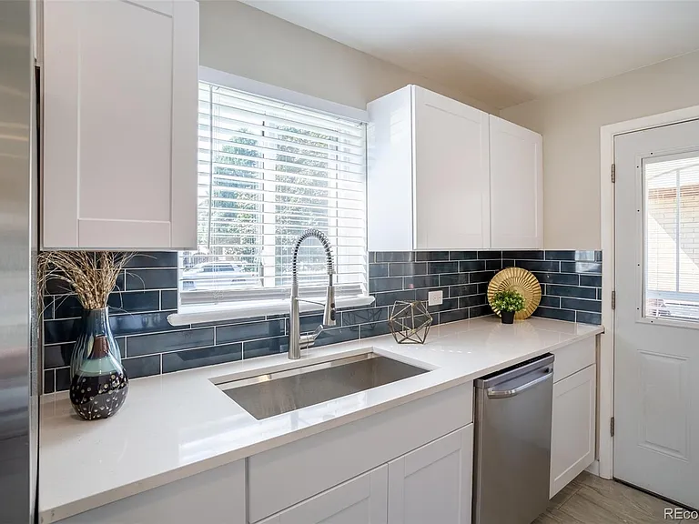500 S Pennsylvania St #514 — Photo 3