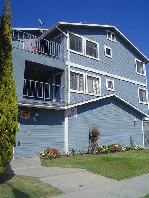 1st image of 4513 W 115th St APT 4