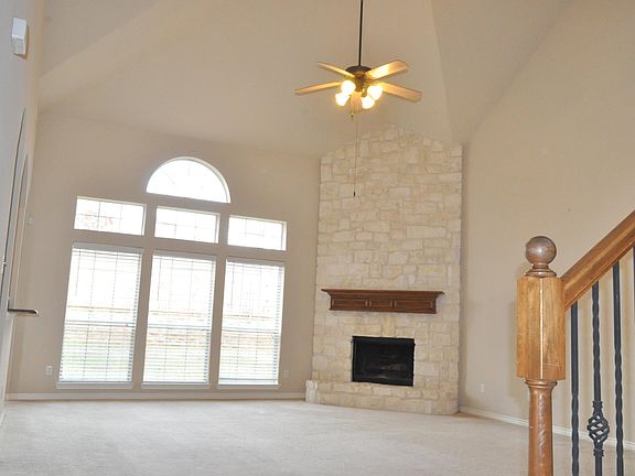 4th image of 209 Brookdale Dr