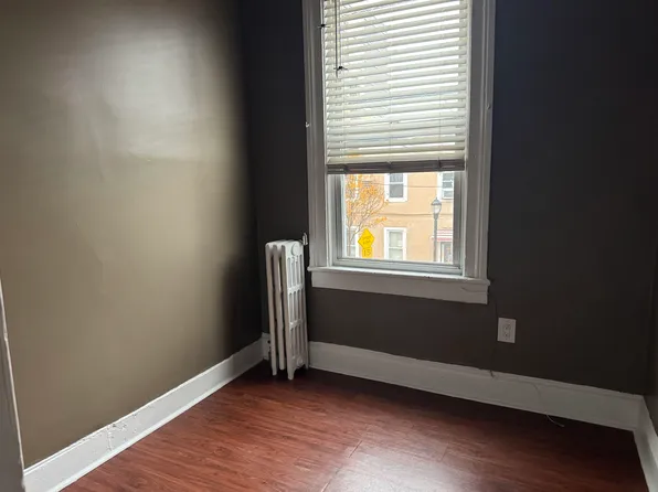 134 43rd Street image 14 of 19