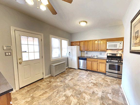 5th image of 2022 E 35th St