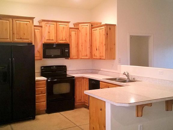 3rd image of 2310 W Calle Grato