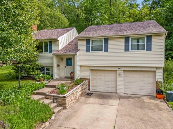 344 Fruitwood Dr, Bethel Park, PA 15102