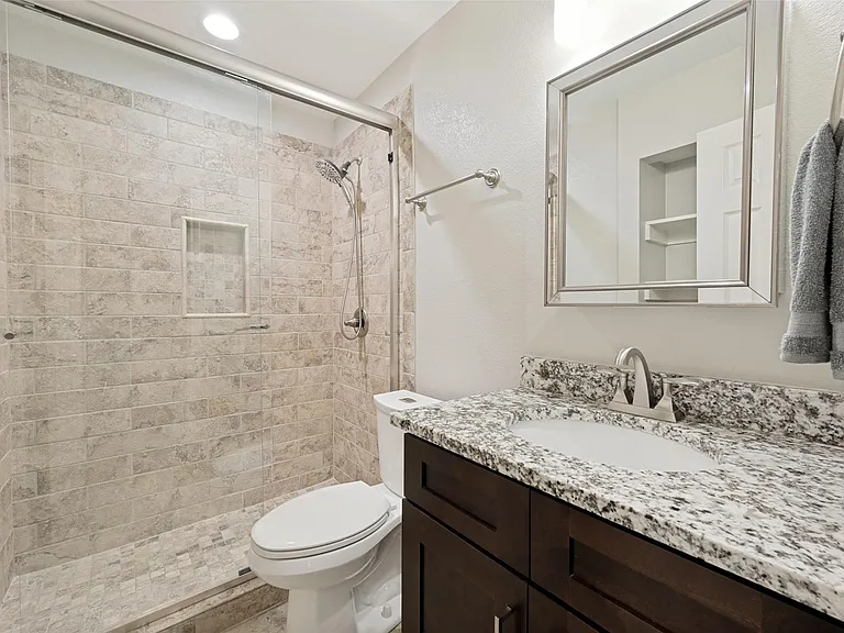 2759 Harbinger Ln — Photo 12