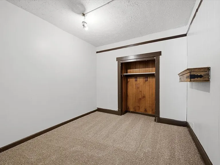 53 N 5th Ave — Photo 7
