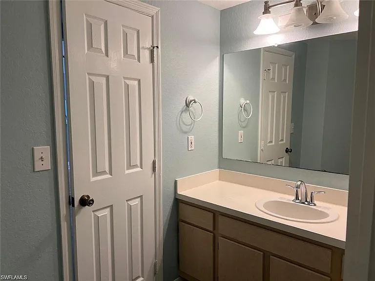 23520 Walden Center Dr #308 — Photo 14