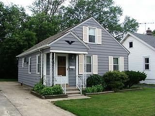 1st image of 1300 E 359th St