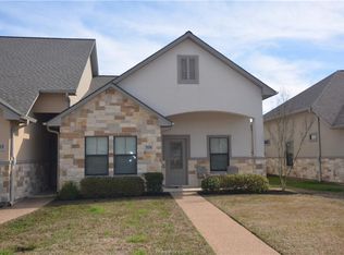 3808 Silverthorne Ln, College Station, TX 77845