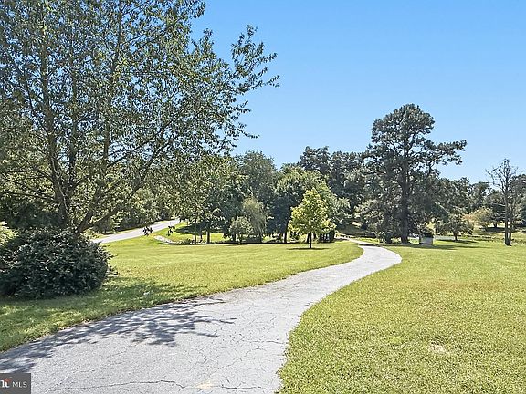 5th image of 6634 Millcreek Rd