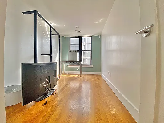 Rented by Doorway NYC, LLC | media 8