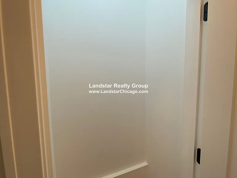 1055 W Pratt Blvd #2A — Photo 22