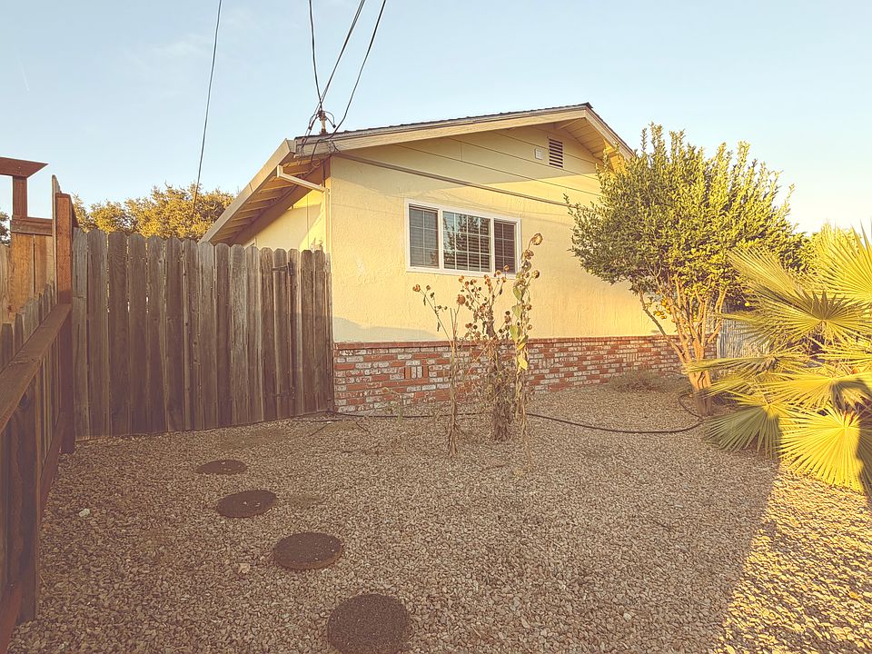 1st image of 1103 Butte Dr #1103