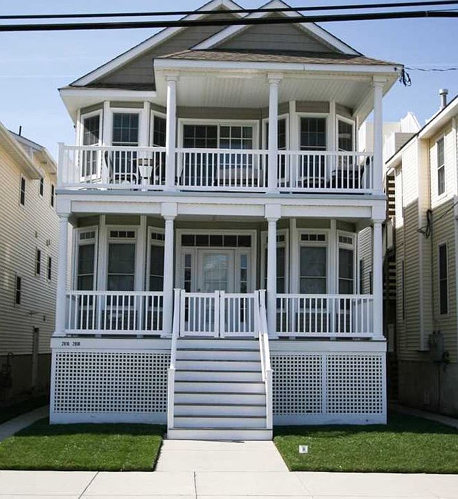 1st image of 2818 West Ave