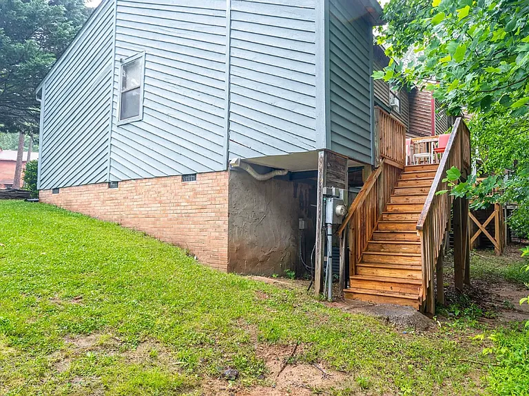 2146 Charles St #6 — Photo 19
