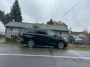 909 SW 102nd St, Seattle, WA 98146