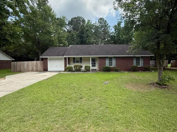 2710 Genoa Dr, Sumter, SC 29153