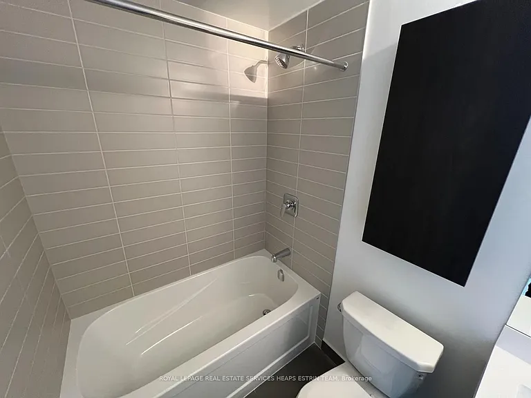 3100 Keele St #1104 — Photo 11