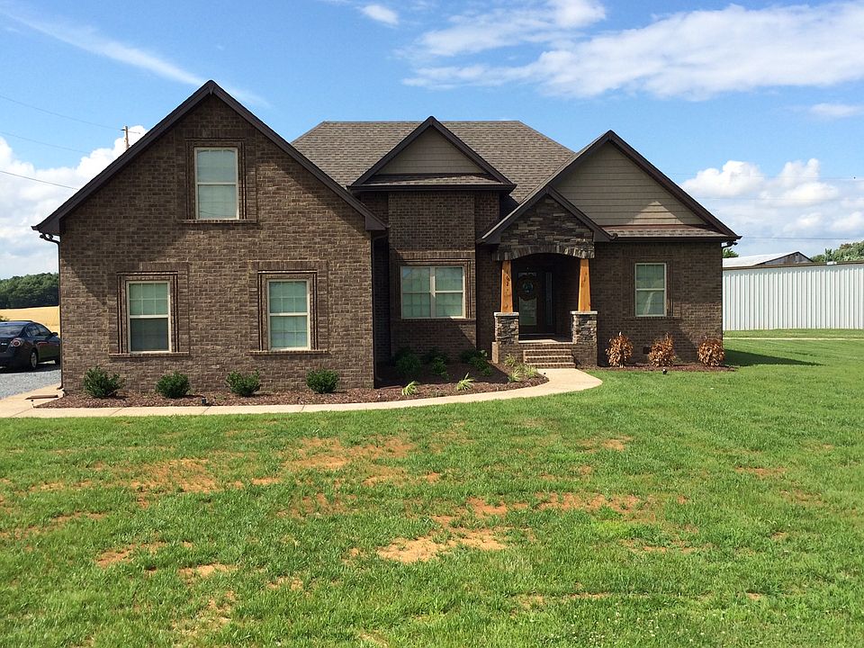 2nd image of 162 Briley Ln