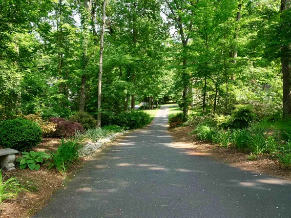 26 Old Sturbridge Rd, Arnold, MD 21012