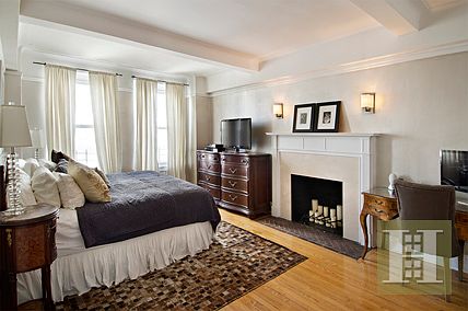 4th image of 315 E 68th St #12DE