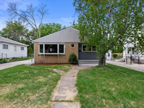 2543 South 99th STREET, West Allis, WI 53227