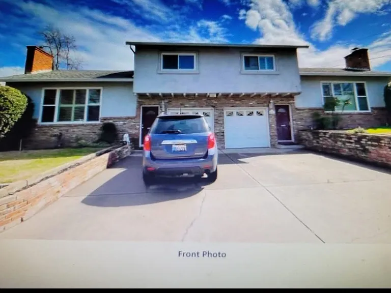 4051 Parkside Ct — Photo 1