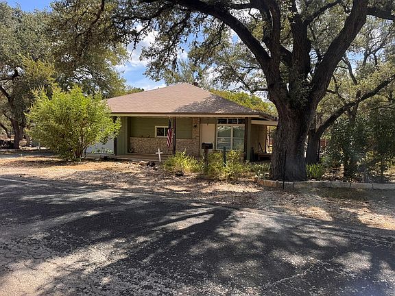 2nd image of 13 Presidio Rd