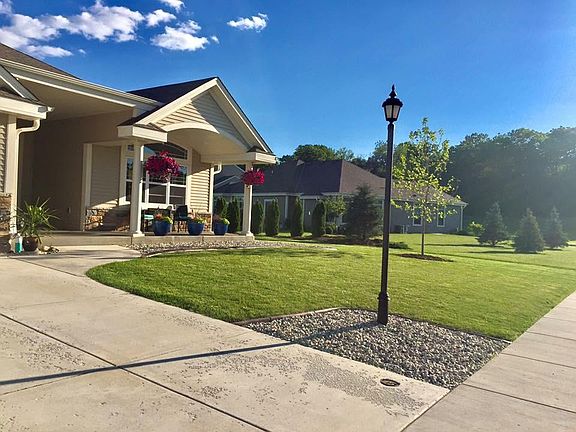 2nd image of 1417 Mamerow Ln W