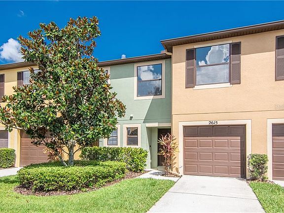 2nd image of 2615 Oleander Lakes Dr