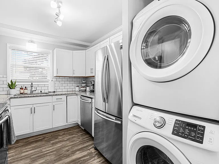 4701 N Kings Hwy #26 — Photo 17