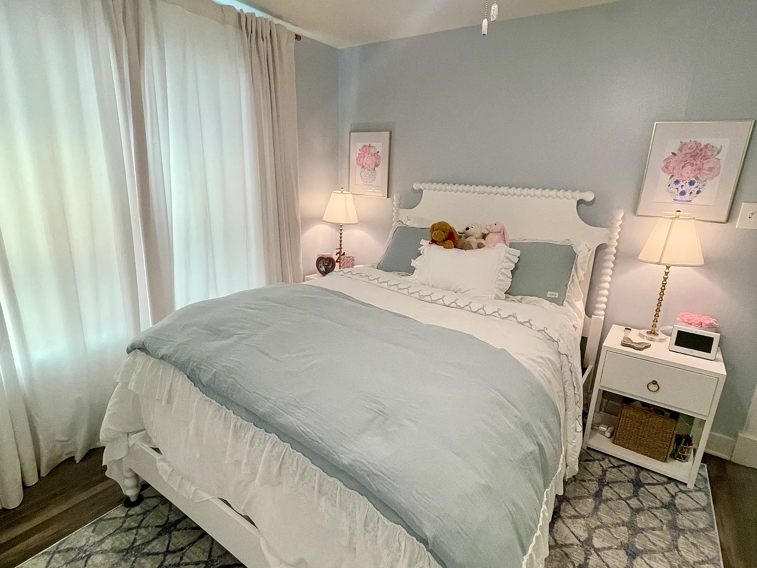 5 bed, 2308 sqft, $4,200 — Photo 3