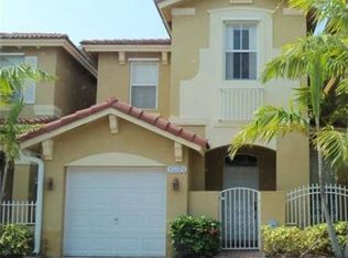 15379 SW 9th Way, Miami, FL 33194