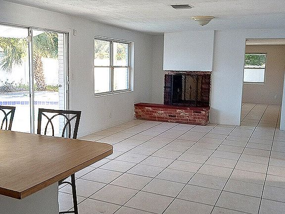 5th image of 1657 Slogar Cir