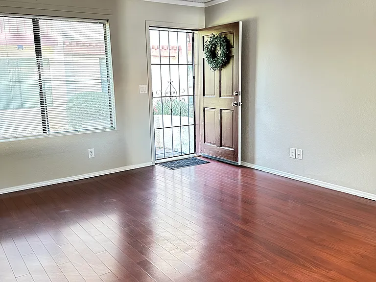 2838 E Beck Ln #3 — Photo 3