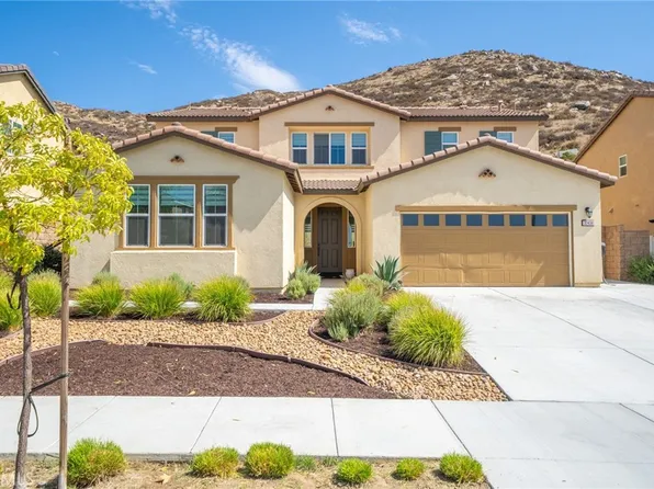 32439 Prairie Crossing Dr, Winchester, CA 92596