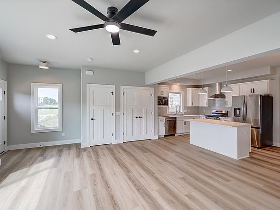 5th image of 4866 Suelo Rd #1