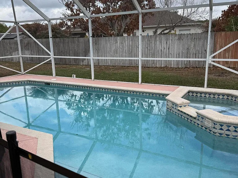 5824 NW Zenith Dr — Photo 11