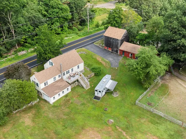 640 Mammoth Road, Pelham, NH 03076-2167